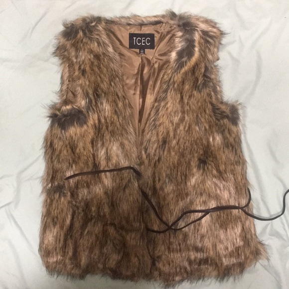 TCEC Jackets & Blazers - Faux Fur Vest Brown TCEC Jackets & Blazers - Faux Fur Vest Brown